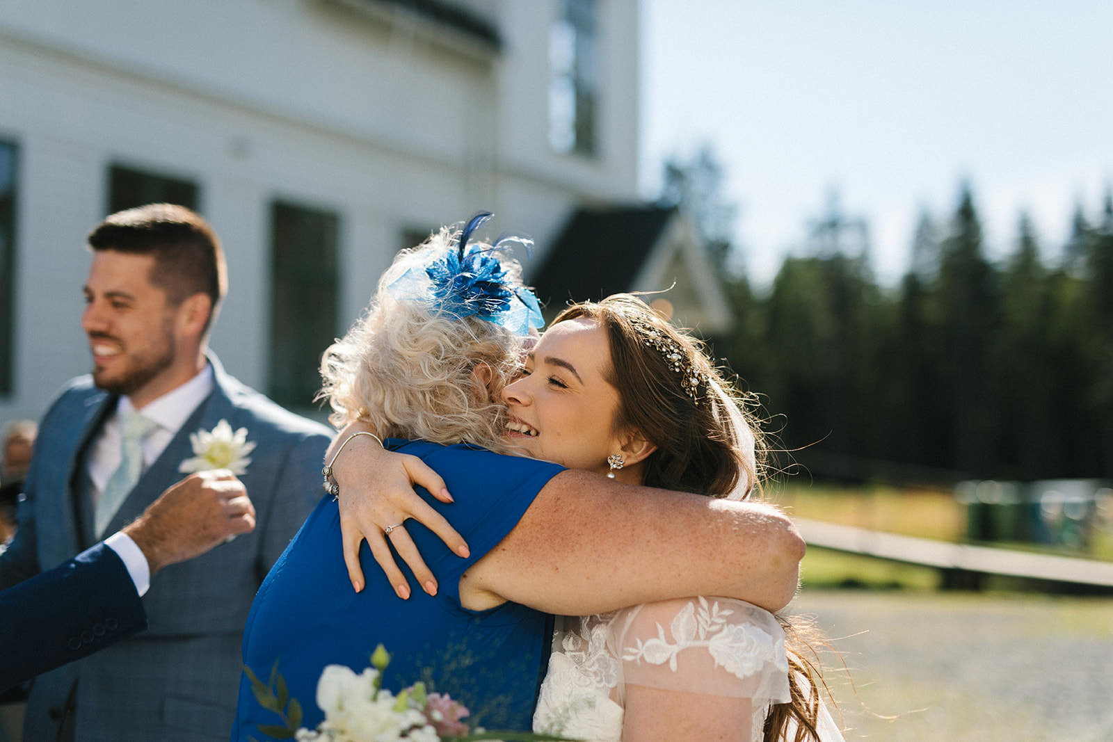 Ben-and-Elsa-12 Sweden lake side wedding // Ben and Elsa